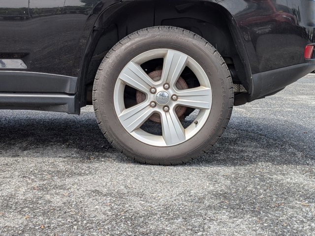 Used 2017 Jeep Compass Sport w/ Power Value Group image 14