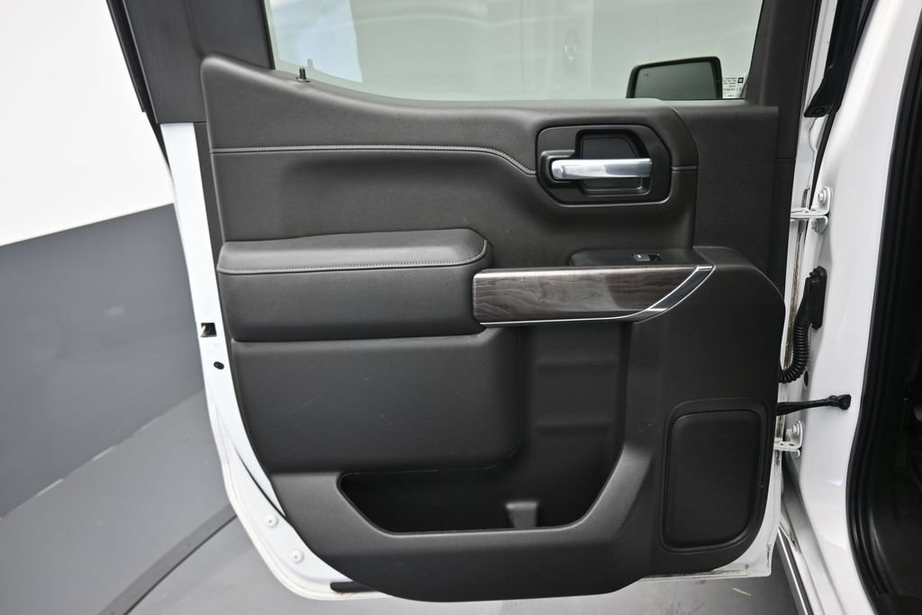 Used 2021 Chevrolet Silverado 1500 LTZ w/ Safety Package II AWD/4WD image 29