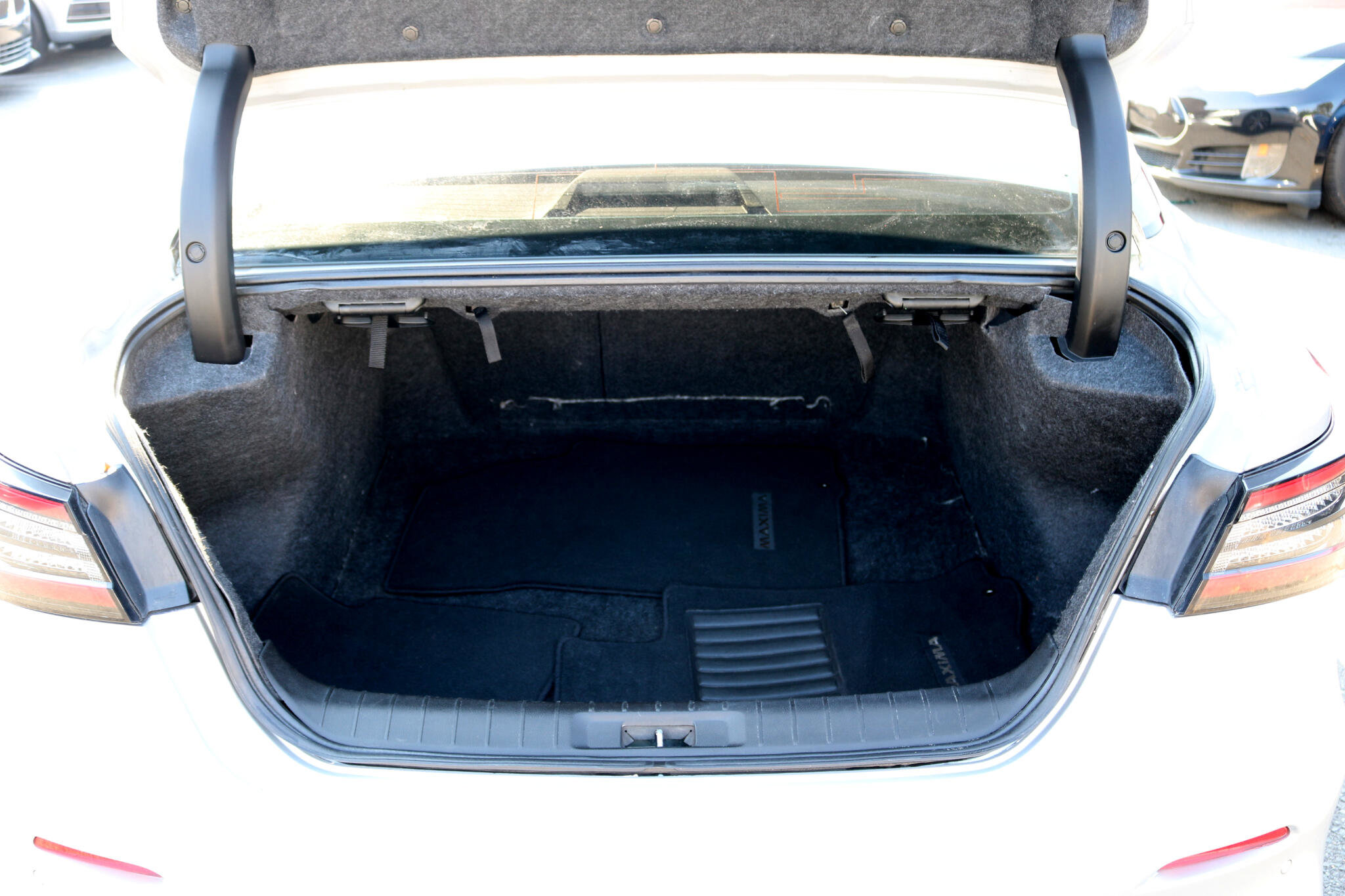 Used 2021 Nissan Maxima 3.5 SV w/ Floor Mat Group image 44