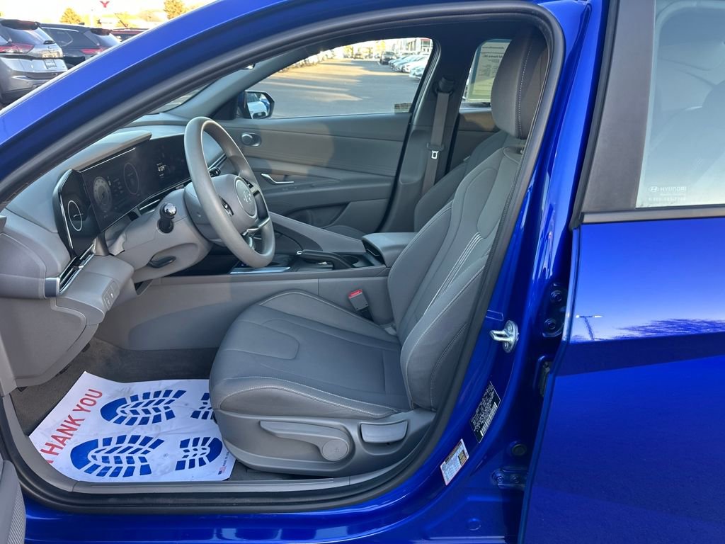 Used 2024 Hyundai Elantra SEL image 9