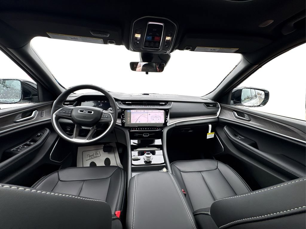 New 2026 Jeep Grand Cherokee L Limited image 23