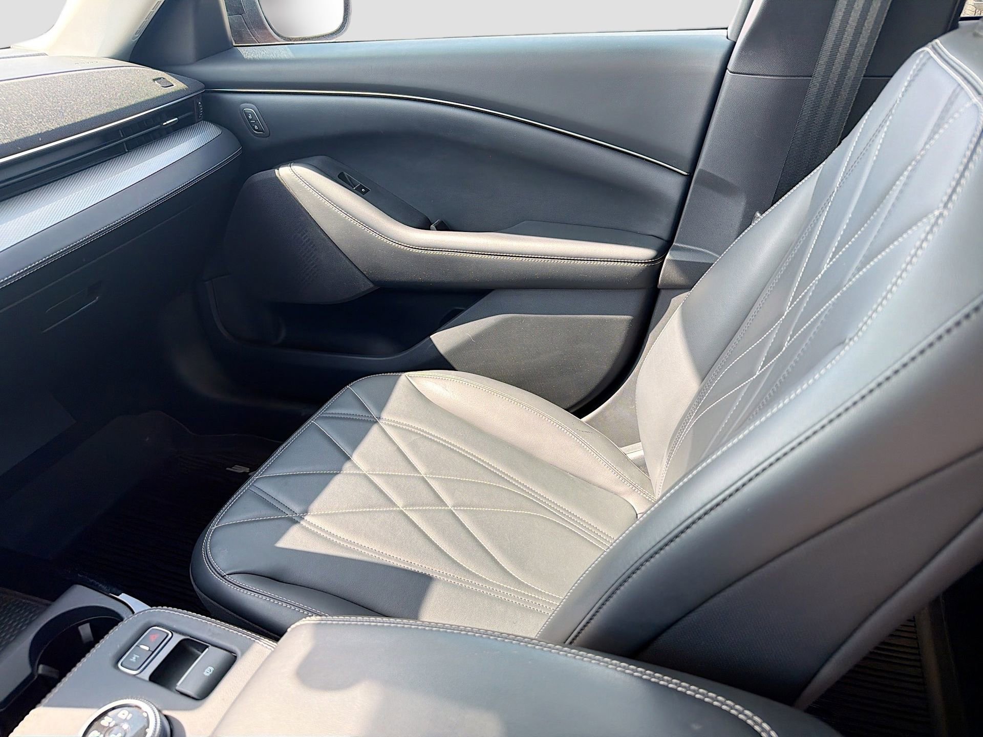 Used 2021 Ford Mustang Mach-E California Route 1 image 26