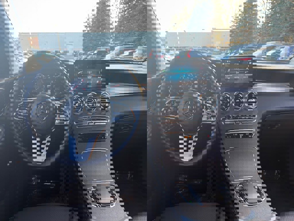 Certified 2022 Mercedes-Benz GLC 300 4MATIC w/ Premium Package Lite image 16