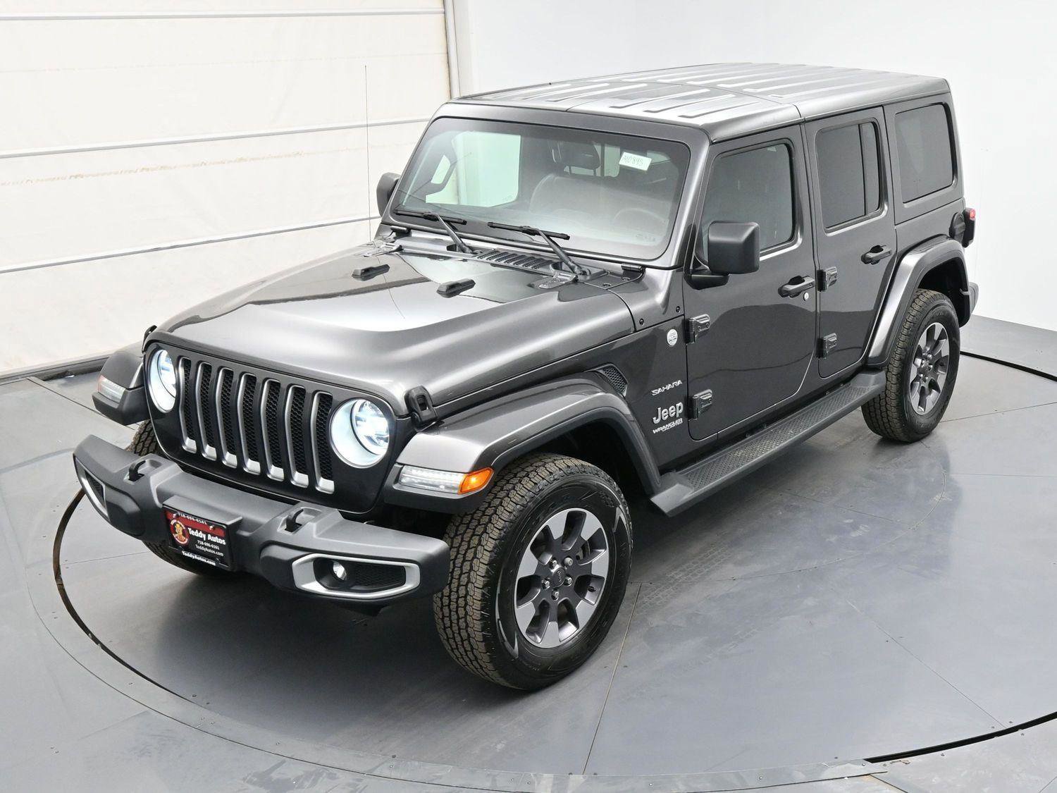 Used 2018 Jeep Wrangler Unlimited Sahara image 37