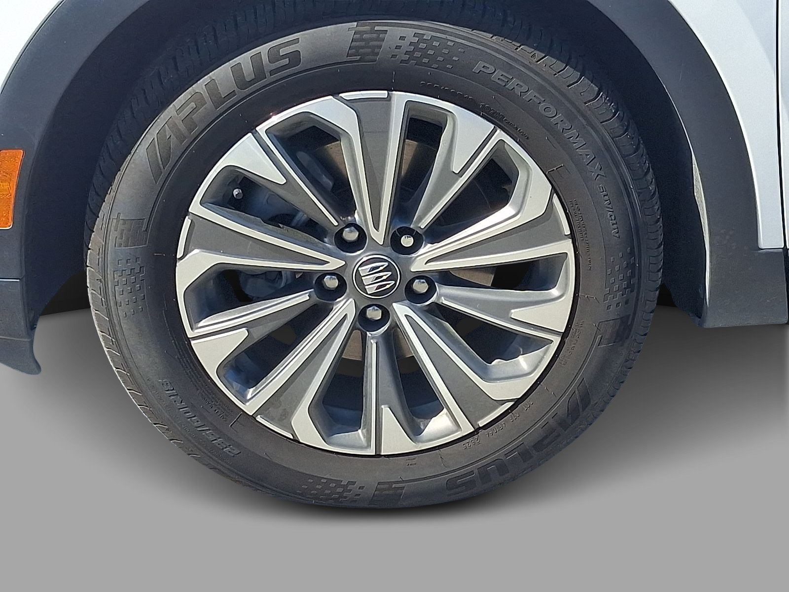 Used 2024 Buick Envision Preferred AWD/4WD image 8