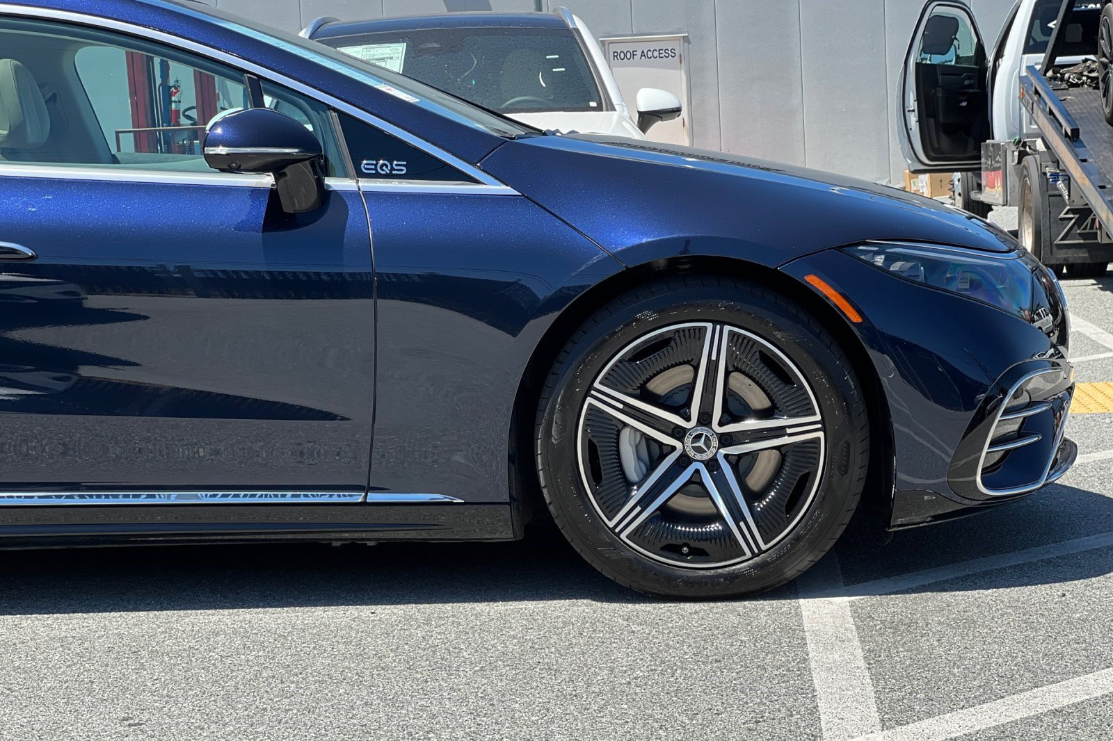 Certified 2023 Mercedes-Benz EQS 580 4MATIC Sedan image 35