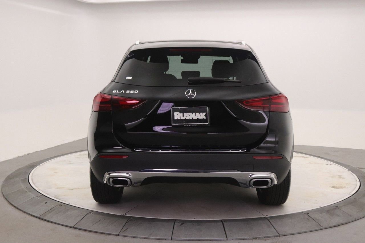 Certified 2025 Mercedes-Benz GLA 250 image 6