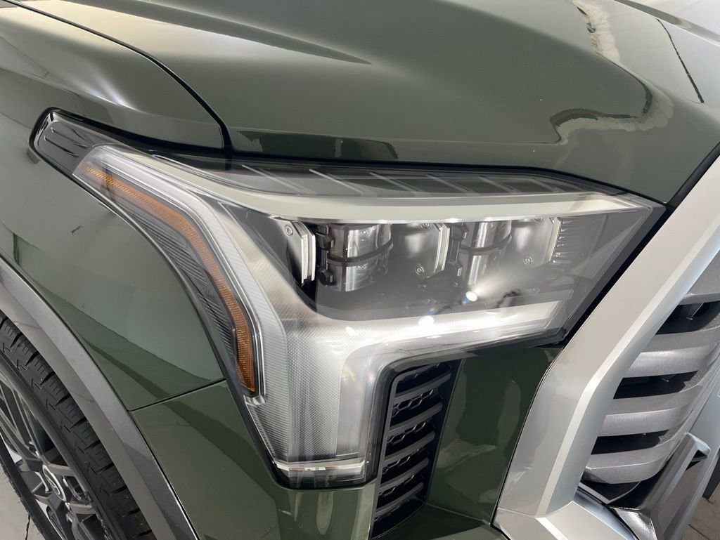 Used 2023 Toyota Tundra Limited AWD/4WD image 34
