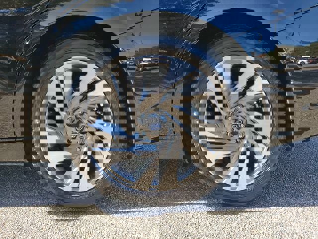 Certified 2025 Subaru Legacy Limited w/ Popular Package #3 image 9