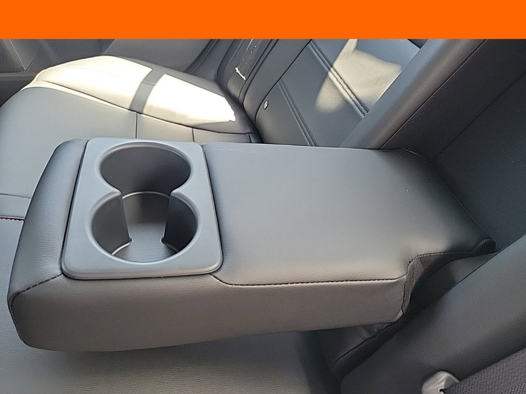 New 2024 Nissan Sentra SR w/ SR Premium Package image 32