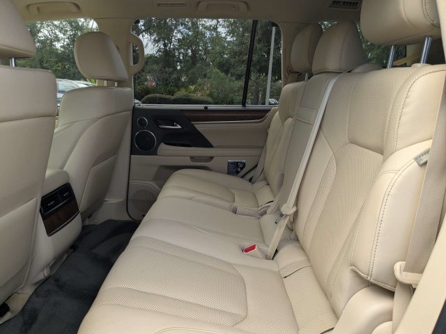 Used 2019 Lexus LX 570 4WD image 14