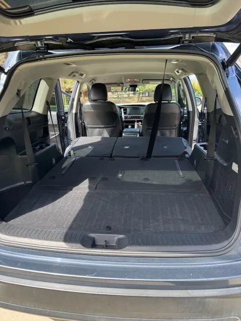 Used 2018 Toyota Highlander Plus AWD/4WD image 12