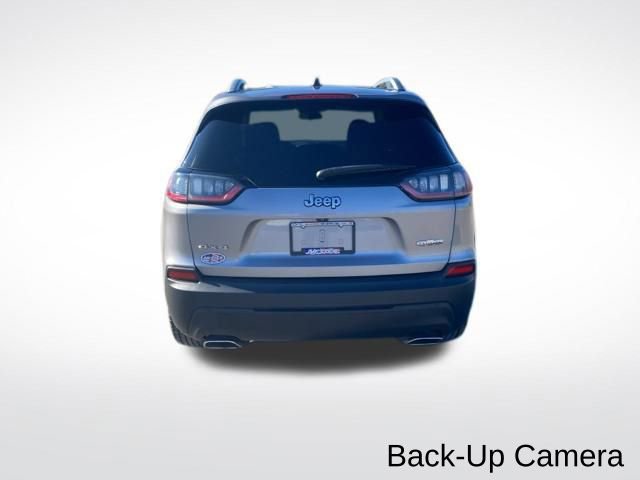 Used 2019 Jeep Cherokee Latitude w/ Popular Appearance Group image 4