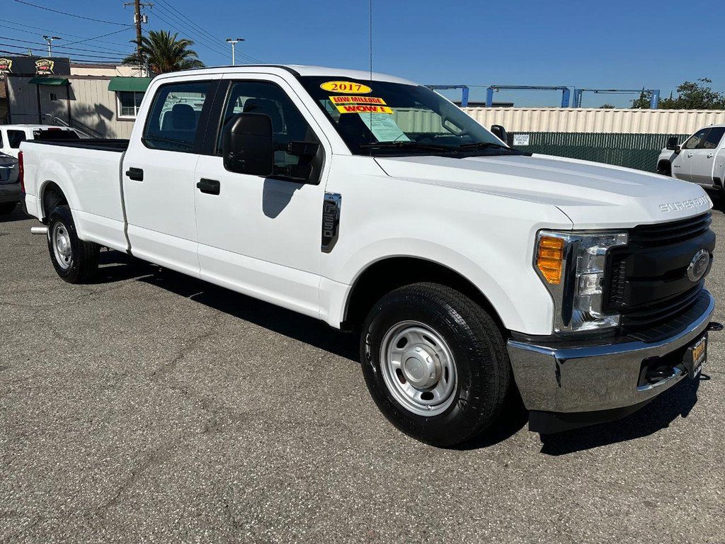 Used 2017 Ford F250 XL image 3