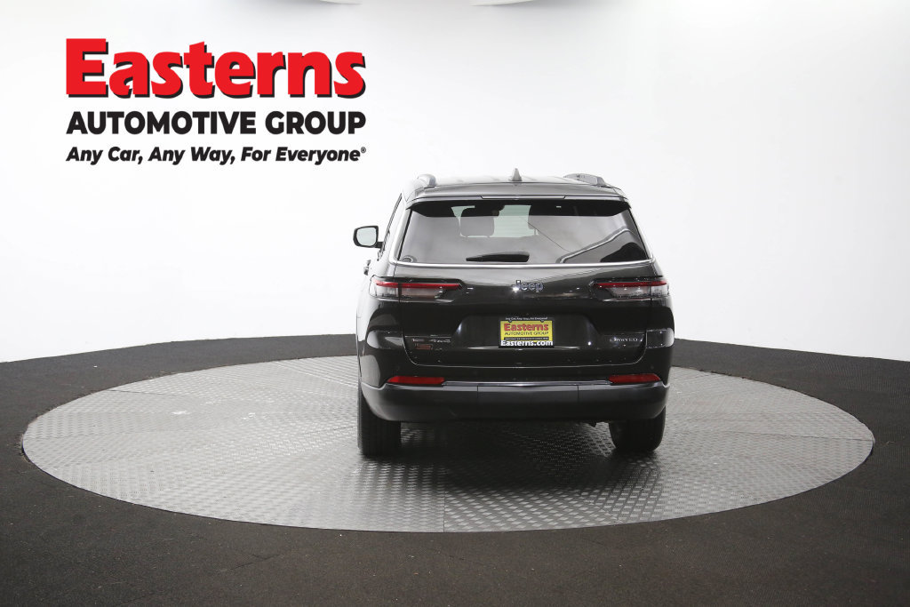 Used 2023 Jeep Grand Cherokee L Limited AWD/4WD image 41