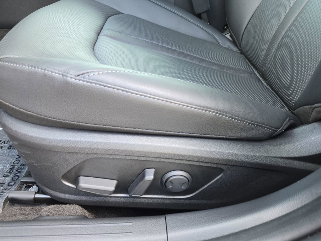 New 2023 Hyundai Sonata Limited w/ Cargo Package image 28