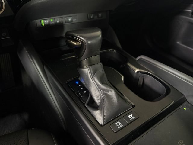Used 2025 Lexus ES 300h w/ Premium Package FWD image 25