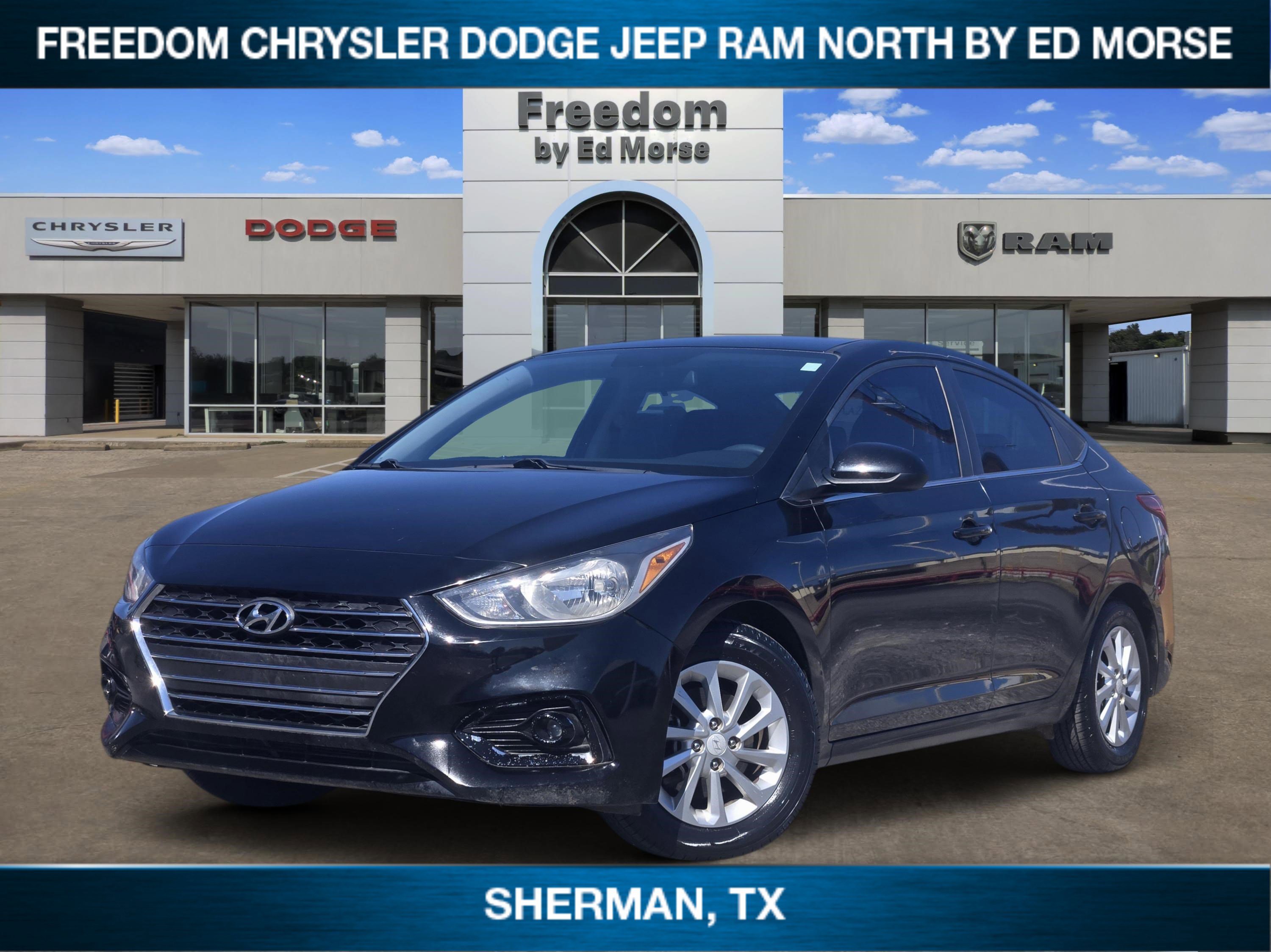 Used 2019 Hyundai Accent SEL image 1