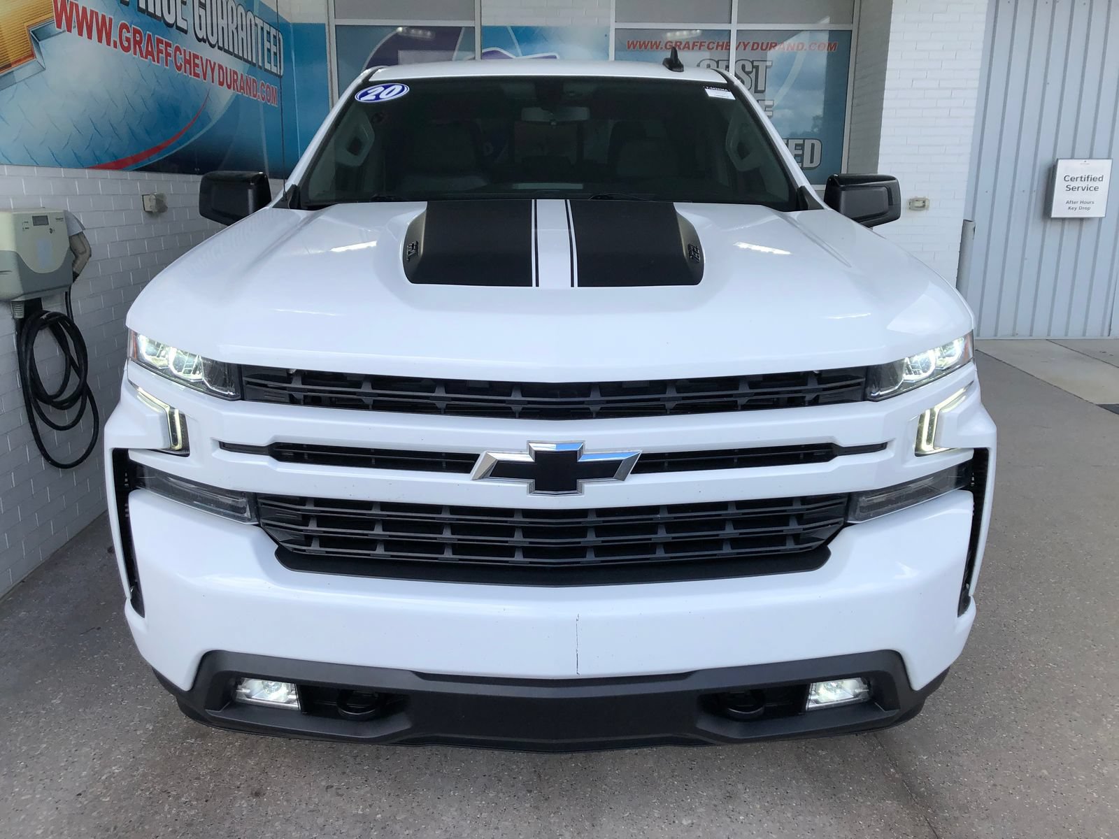 Used 2020 Chevrolet Silverado 1500 RST w/ Rally Edition AWD/4WD image 2