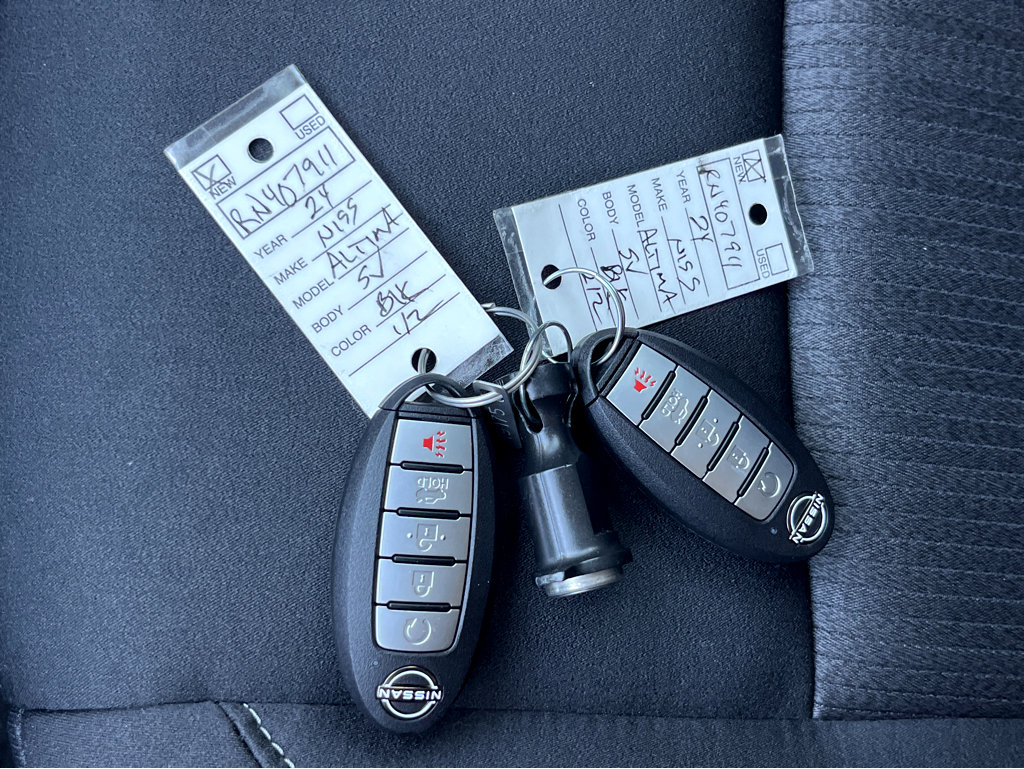 New 2024 Nissan Altima 2.5 SV image 37