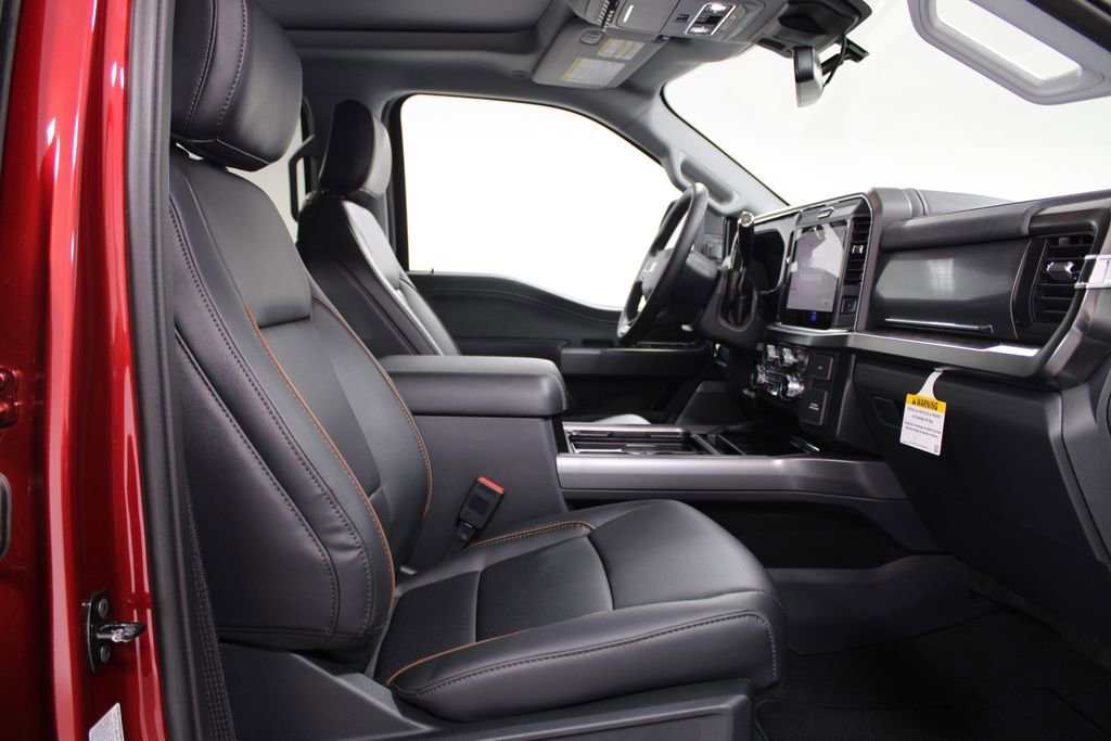 New 2026 Ford F250 Lariat w/ Black Appearance Package image 30