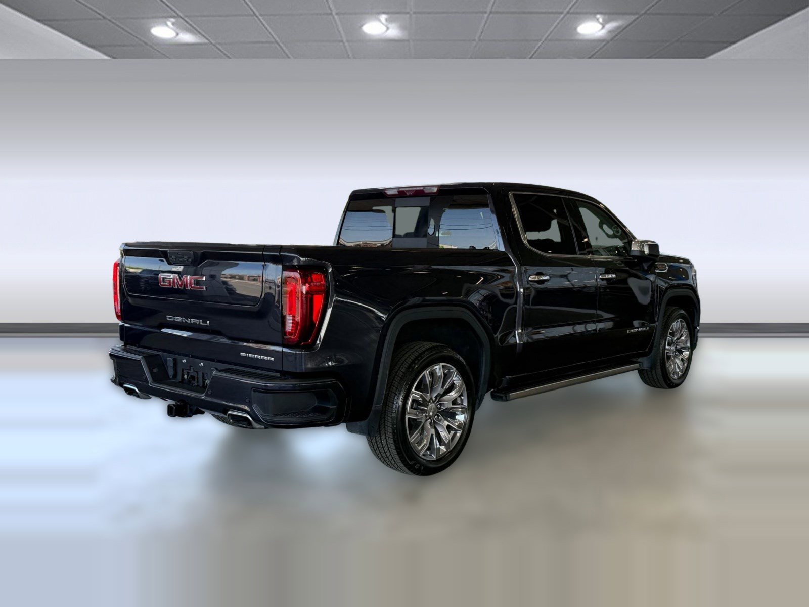 Used 2023 GMC Sierra 1500 Denali w/ Denali Reserve Package AWD/4WD image 9
