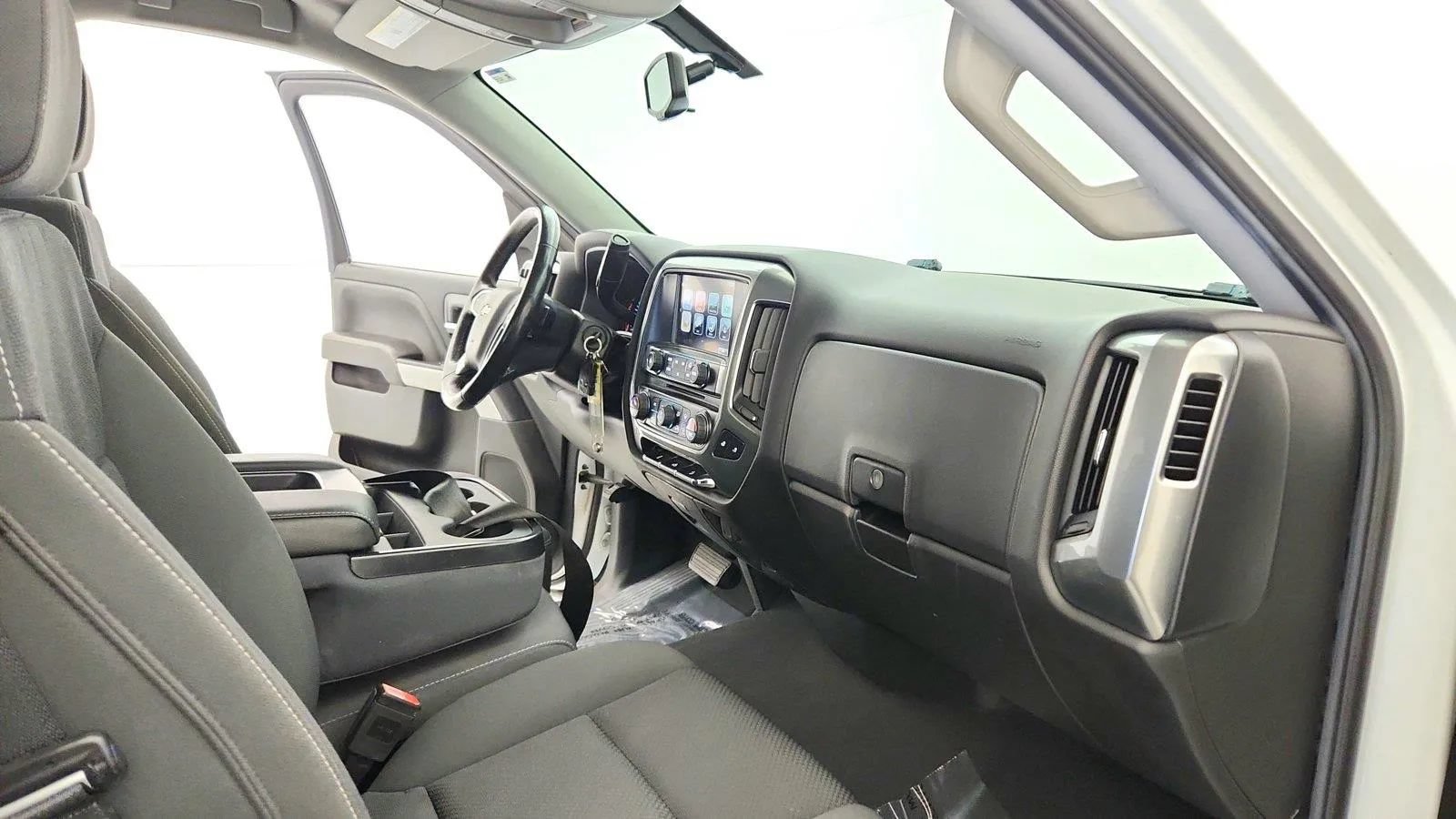 Used 2019 Chevrolet Silverado 1500 LT w/ All Star Edition AWD/4WD image 31