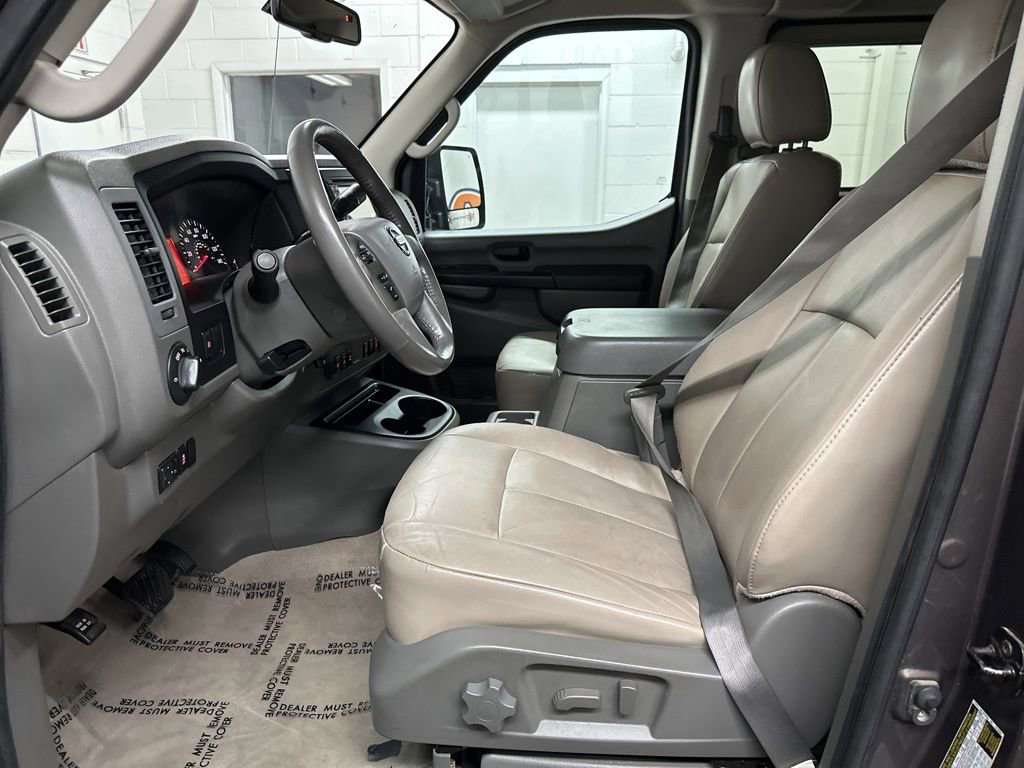 Used 2015 Nissan NV 3500 SL w/ Technology Package image 19