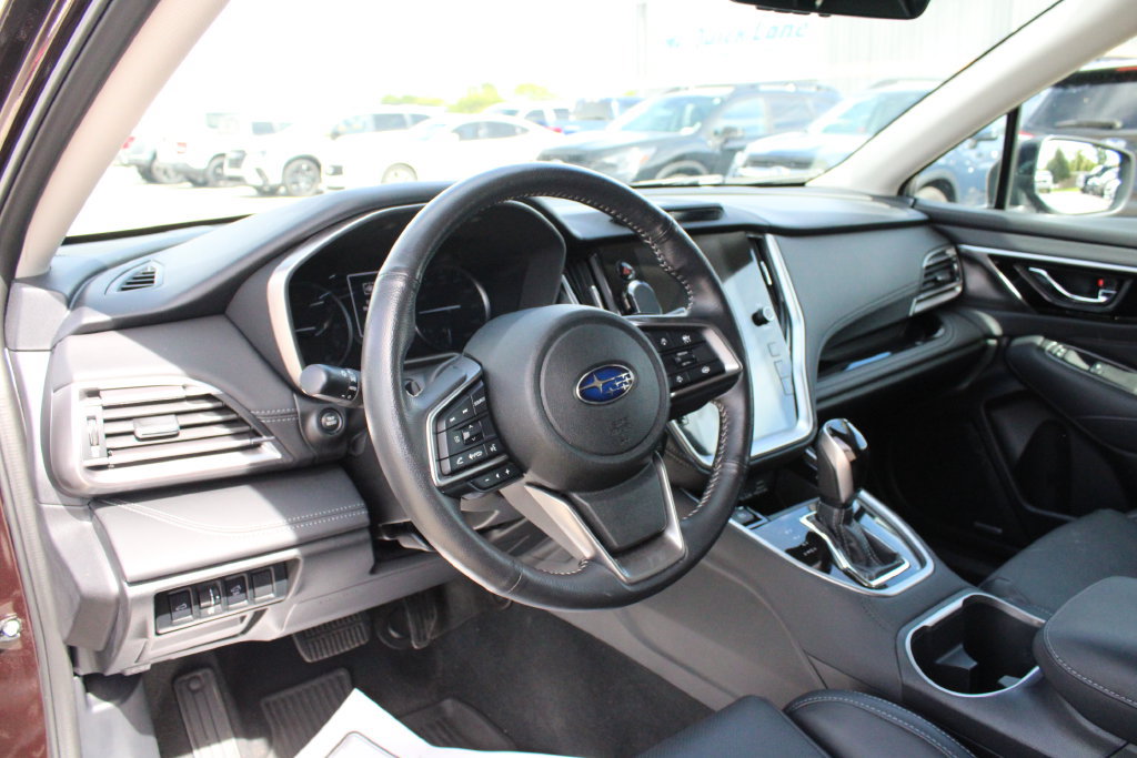 Used 2024 Subaru Outback Limited AWD/4WD image 2