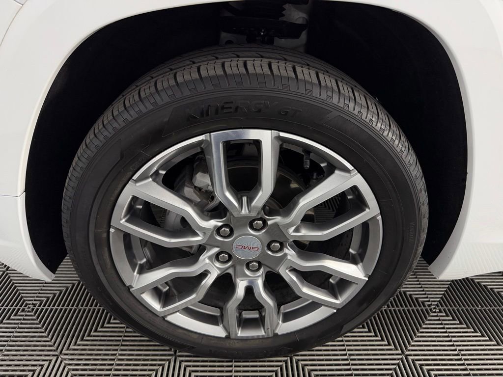 Used 2022 GMC Terrain Denali image 11