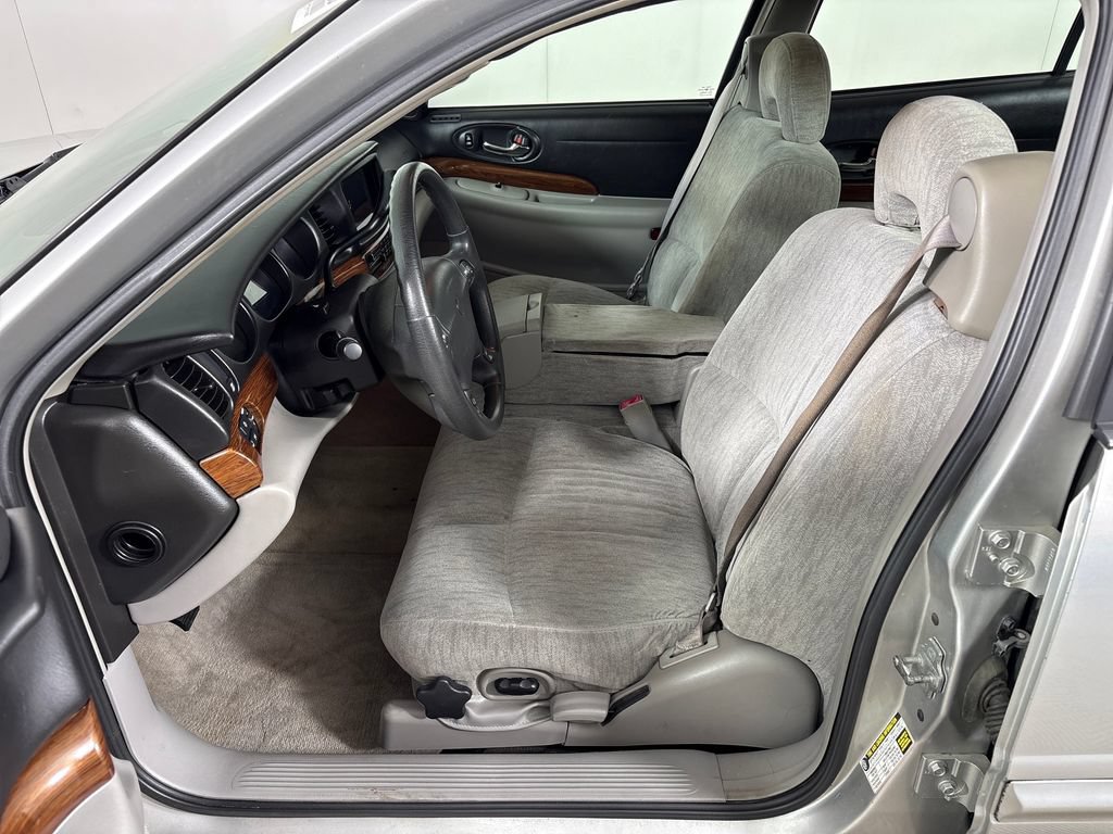 Used 2005 Buick Le Sabre Custom FWD image 29