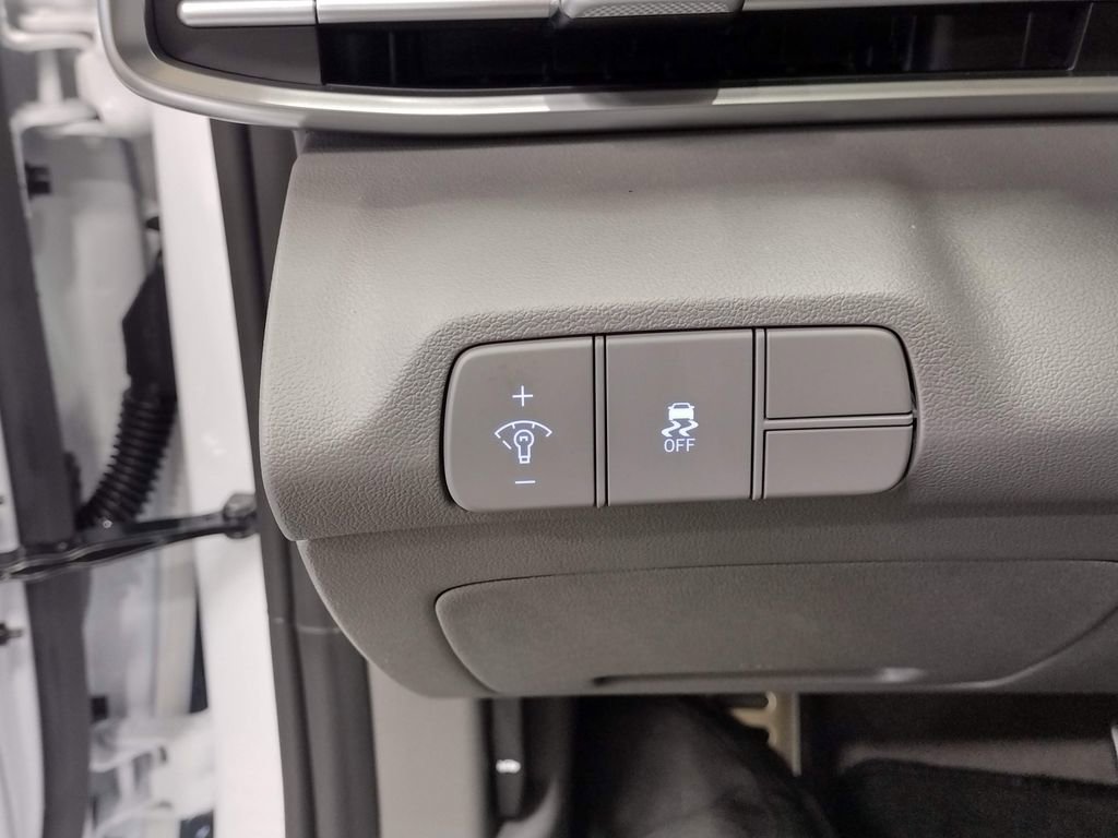New 2026 Hyundai Elantra SEL Sport FWD image 19