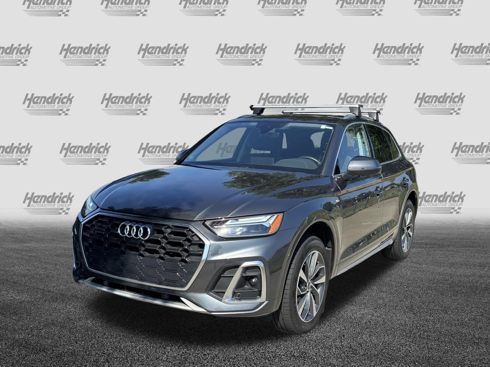 Used 2023 Audi Q5 2.0T Premium Plus w/ Premium Plus Package AWD/4WD image 6