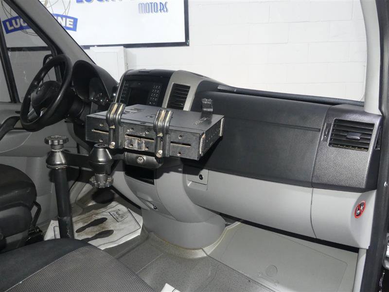 Used 2016 Mercedes-Benz Sprinter 3500 image 22