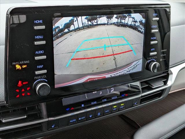 Certified 2021 Toyota Sienna XLE image 13