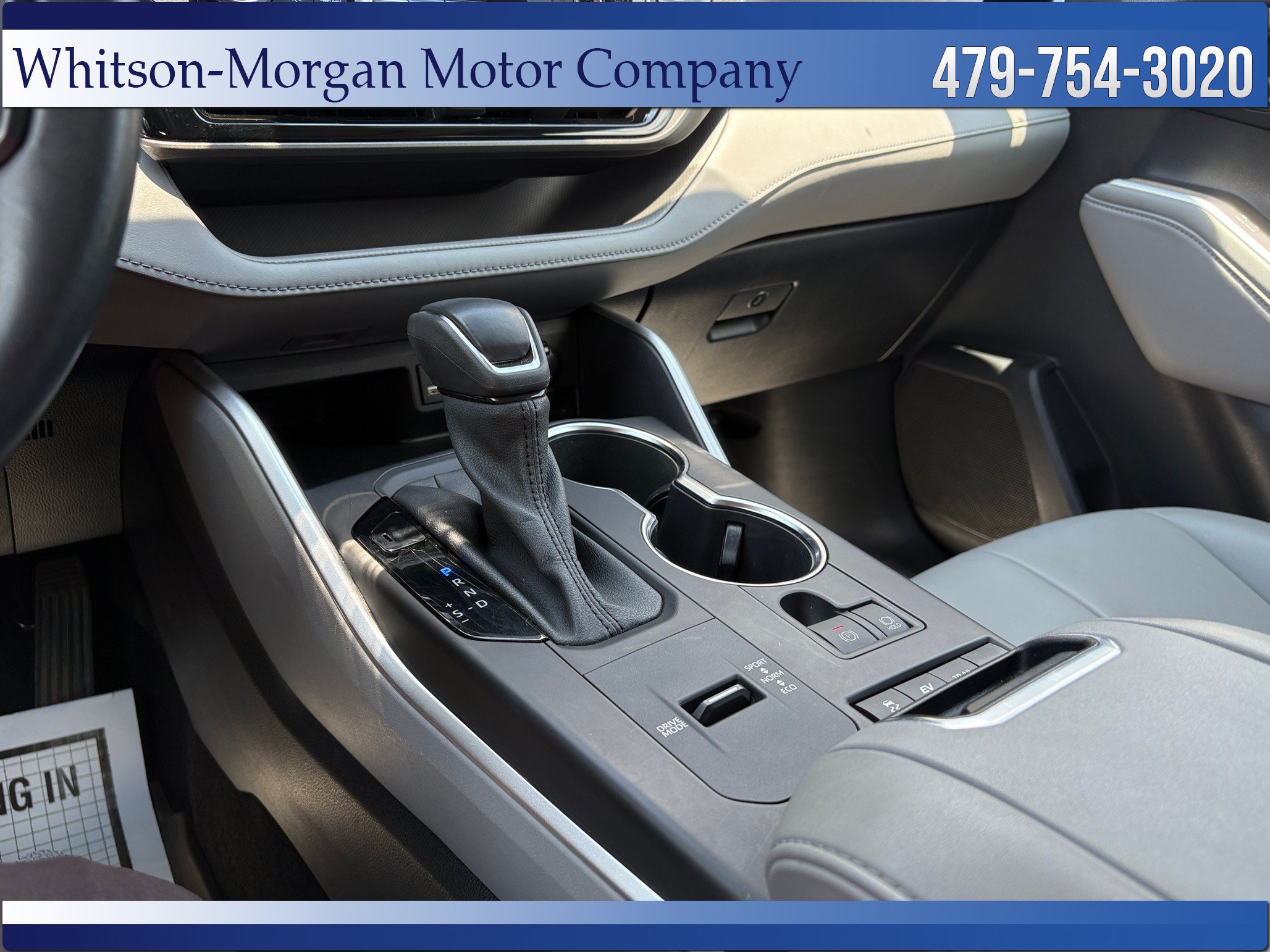 Used 2022 Toyota Highlander XLE AWD/4WD image 33