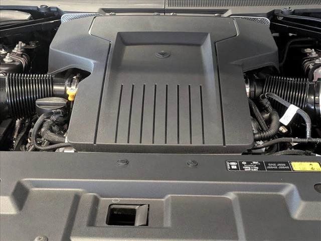 New 2026 Land Rover Defender 110 OCTA image 19