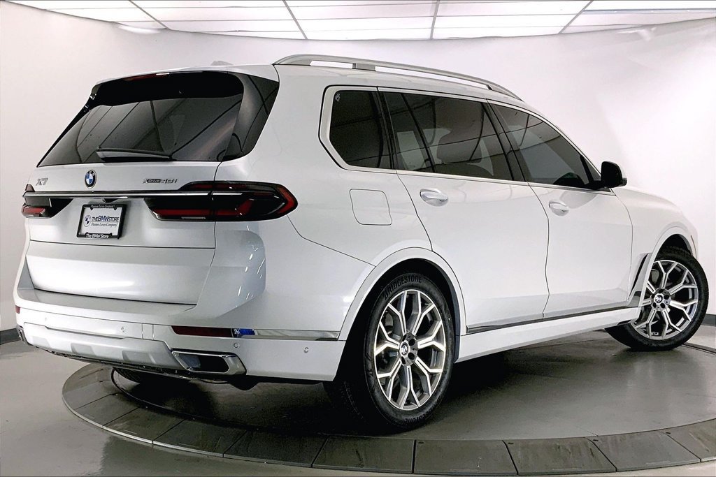 Certified 2024 BMW X7 xDrive40i w/ Premium Package AWD/4WD image 12
