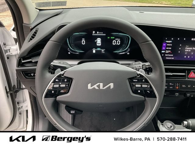 Certified 2023 Kia Niro EX FWD image 5