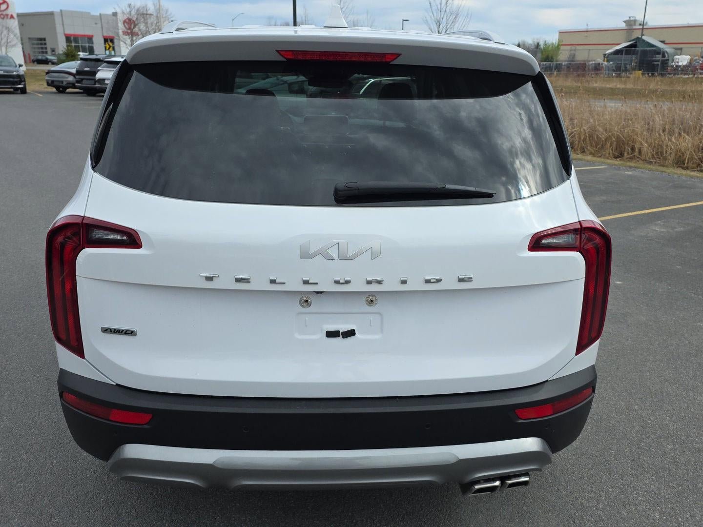 Certified 2022 Kia Telluride S image 4
