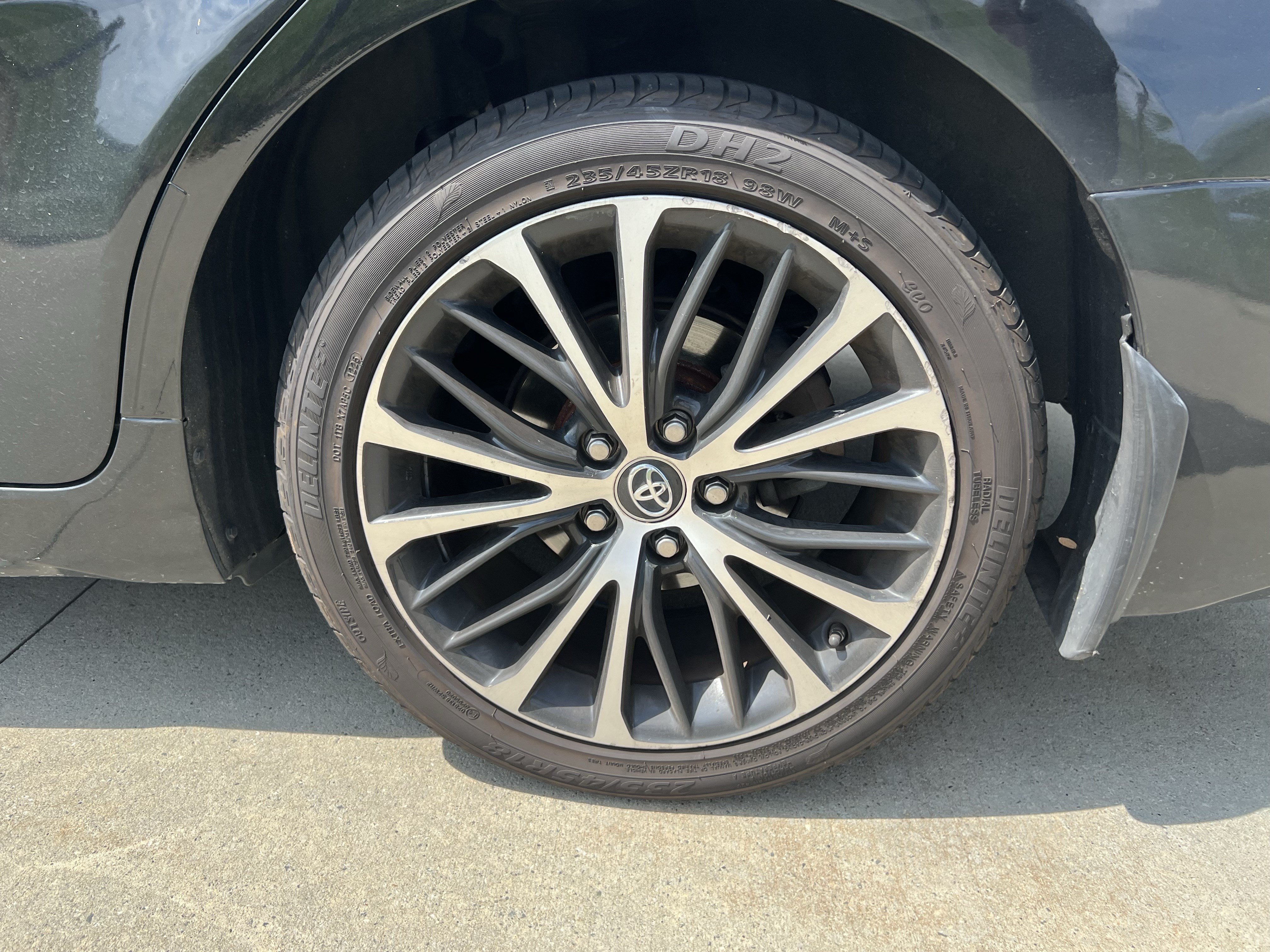 Used 2019 Toyota Camry SE FWD image 13