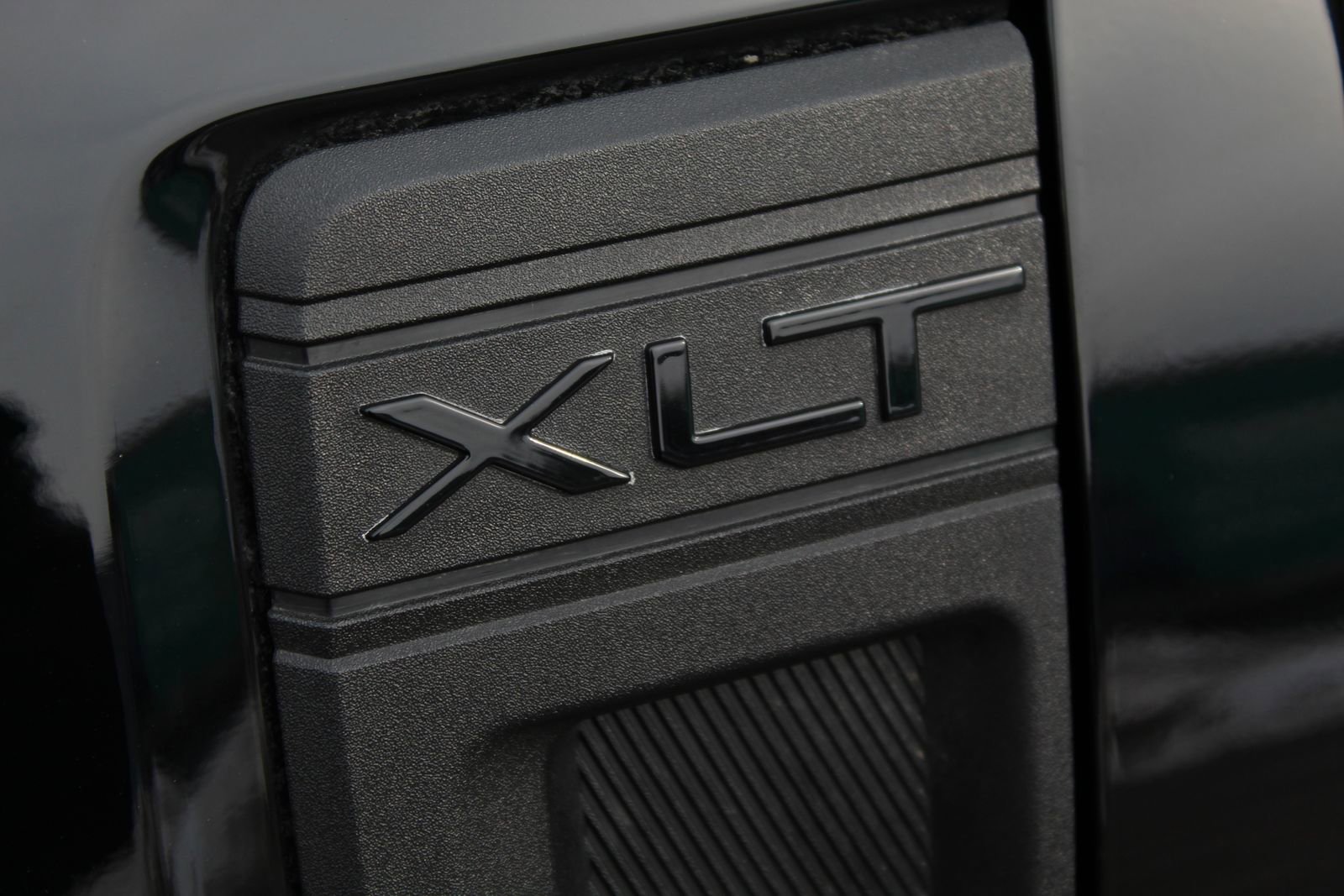 New 2025 Ford Maverick XLT w/ Black Appearance Package image 27