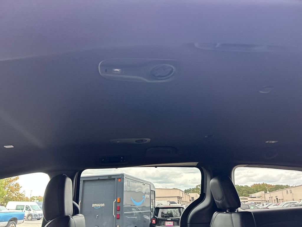 New 2026 Chrysler Pacifica Select image 25