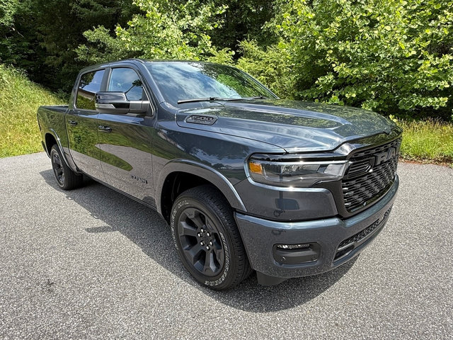 Used 2025 RAM 1500 Big Horn AWD/4WD image 4