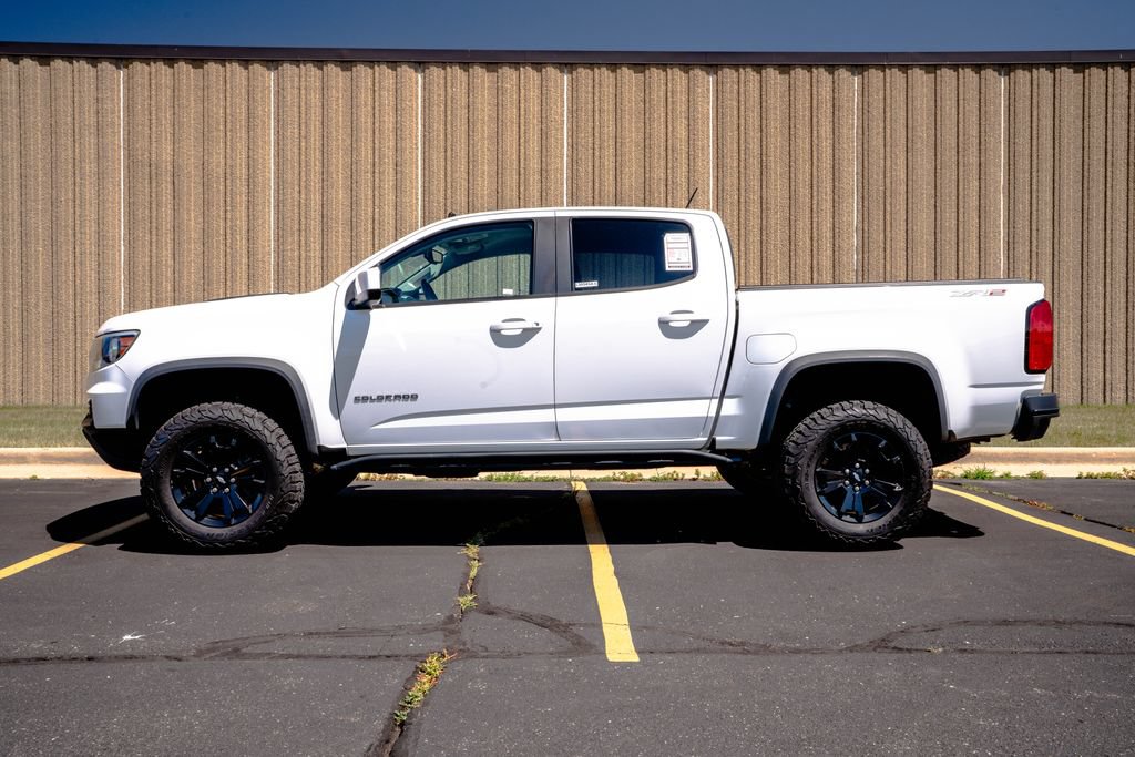 Certified 2021 Chevrolet Colorado ZR2 w/ ZR2 Dusk Special Edition AWD/4WD image 18