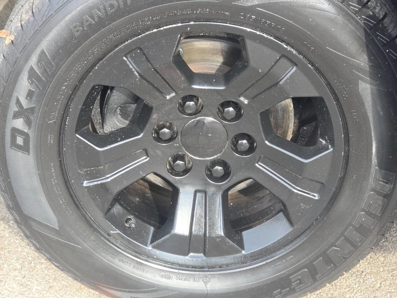 Used 2018 Chevrolet Silverado 1500 LT w/ All Star Edition image 10