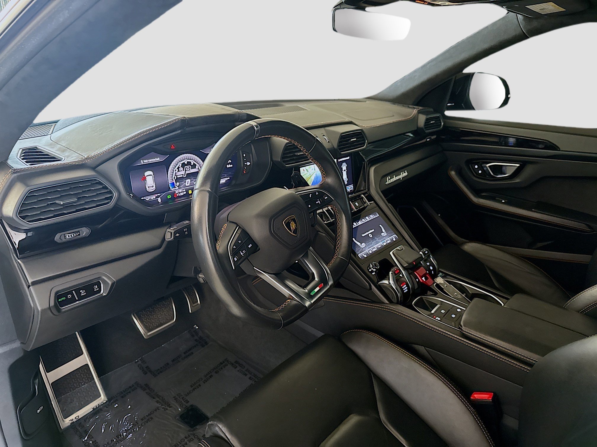 Used 2021 Lamborghini Urus image 7