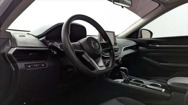Used 2021 Nissan Altima 2.5 SV FWD image 23