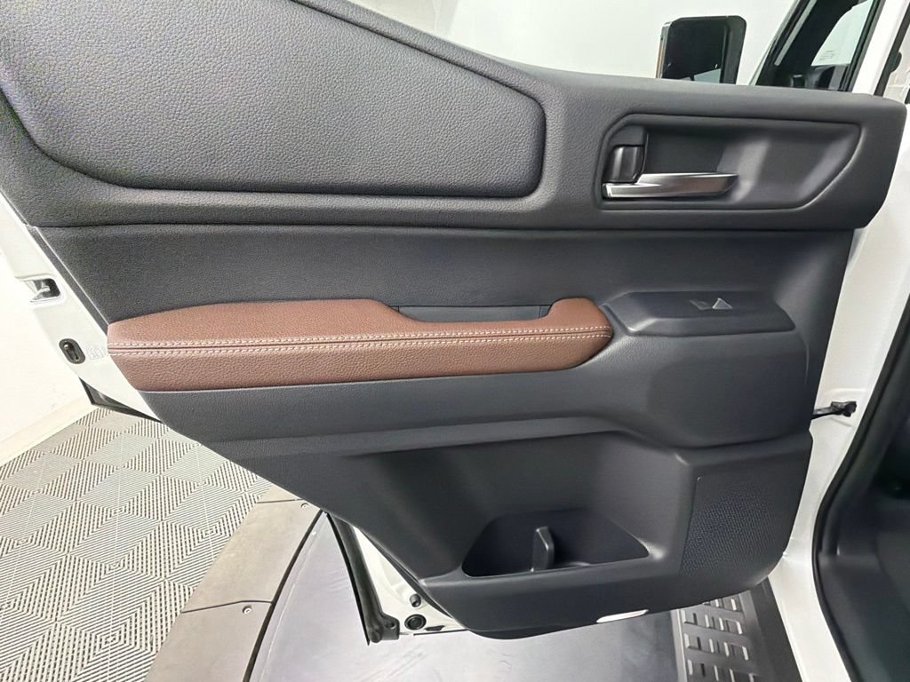 Used 2027 Toyota Land Cruiser AWD/4WD image 39