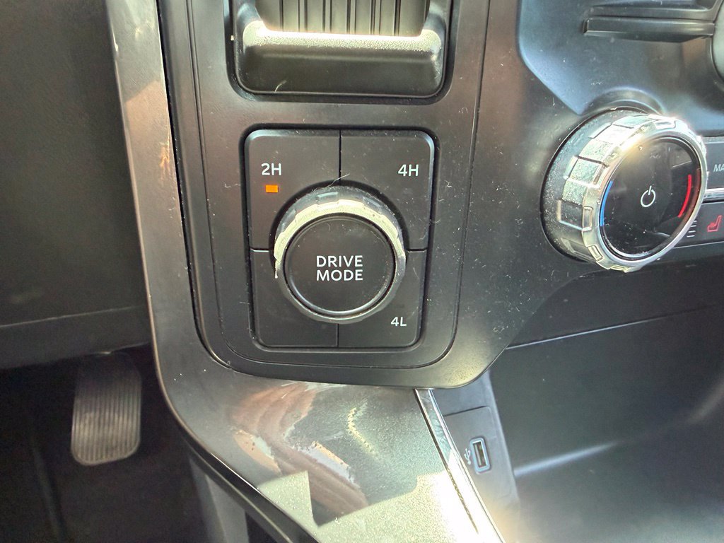 Used 2022 Ford F150 XLT w/ Equipment Group 302A High AWD/4WD image 30